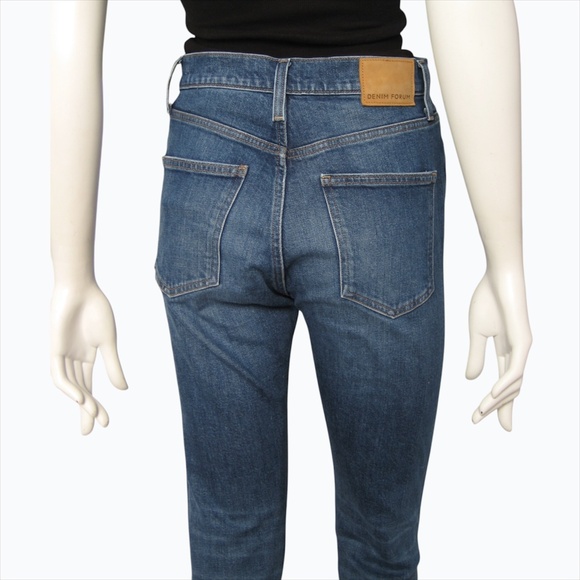 ARITZIA Denim Forum Jeans Yoko High Rise Slim Crop 27 - Picture 6 of 12